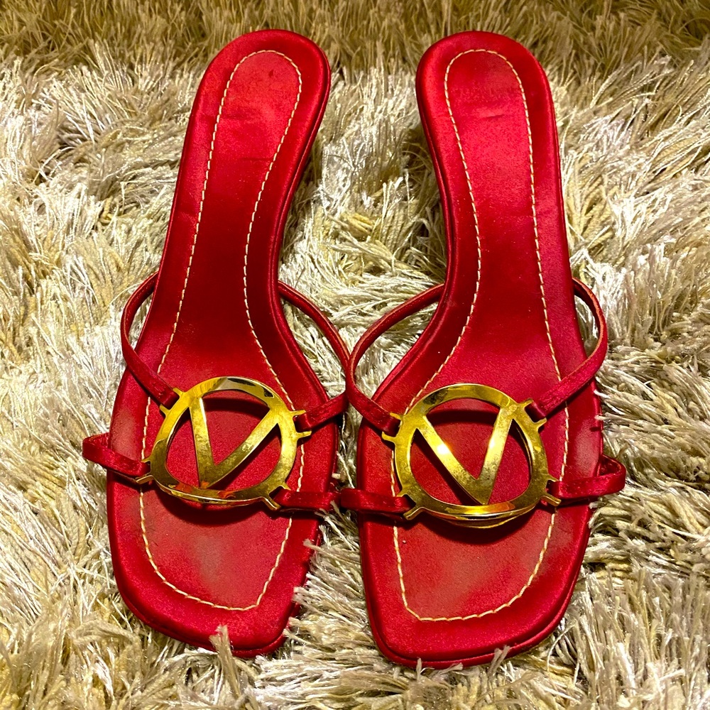 Valentino Garavani Res Satin Heels